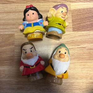 Disney little people Snow White and 3 dwarfs